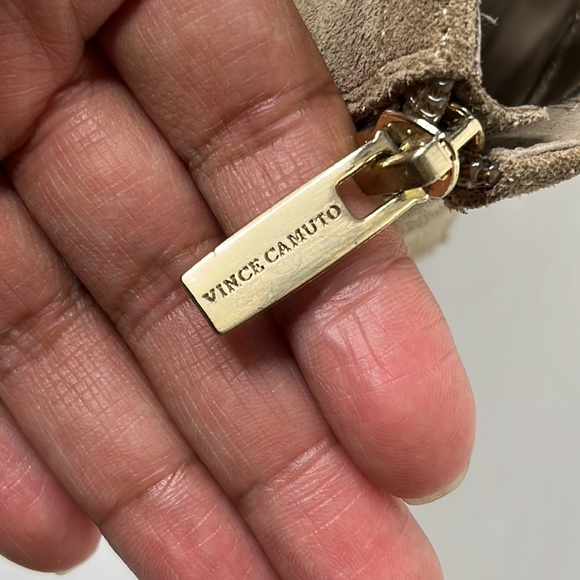 Vince Camuto Genuine Leather Rear Zip Boho Ankle Bootie Sz 8 - Picture 6 of 7